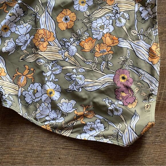 SHEIN Halter Swimsuit 1XL NEW  One Piece Olive Floral Beach - Picture 6 of 8